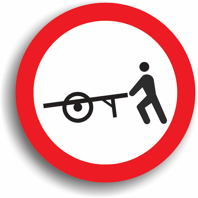 Accesul interzis vehiculelor impinse sau trase cu mana